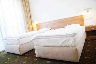 Отель Hotel Drohicki Дрохичин Стандартный двухместный номер с 1 кроватью или 2 отдельными кроватями-5